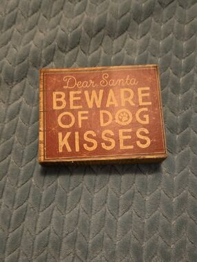 Primitives by Kathy Red Christmas "Beware of Dog Kisses" Decorative Pet Sign